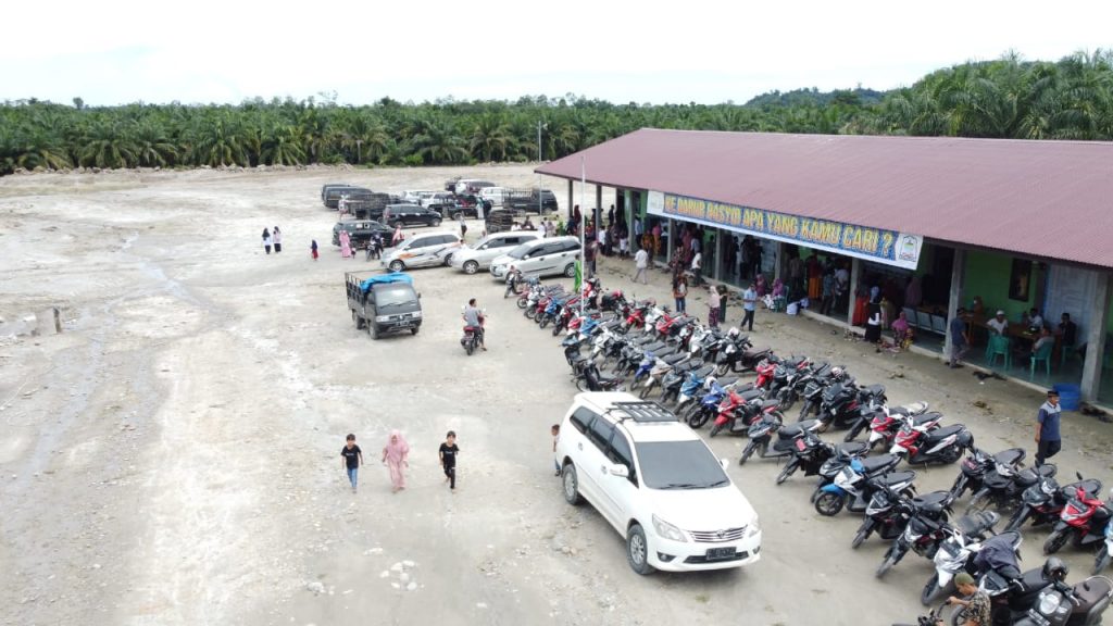 Ustadz Rasyid : Pesantren Bukan Hotel Bukan Restoran..!!